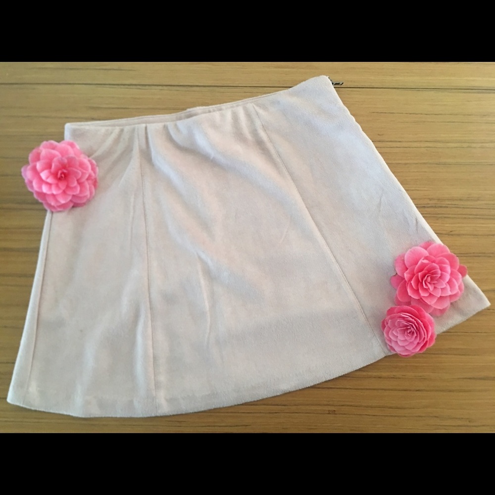 Brandy Melville Pink Skirt